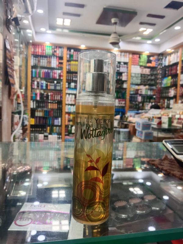 Layer’r Shot Wottagirl Vanilla Twist Fragrant Body Splash For Women